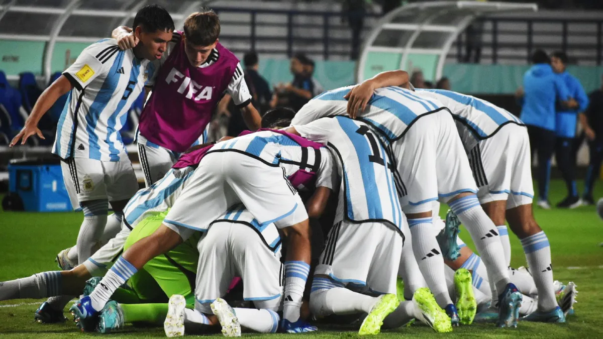 Mundial Sub 17: Argentina venció a Japón con un golazo del Diablito  Echeverri, Los otros festejos fueron de Valentino Acuña y Agustín Ruberto, Página