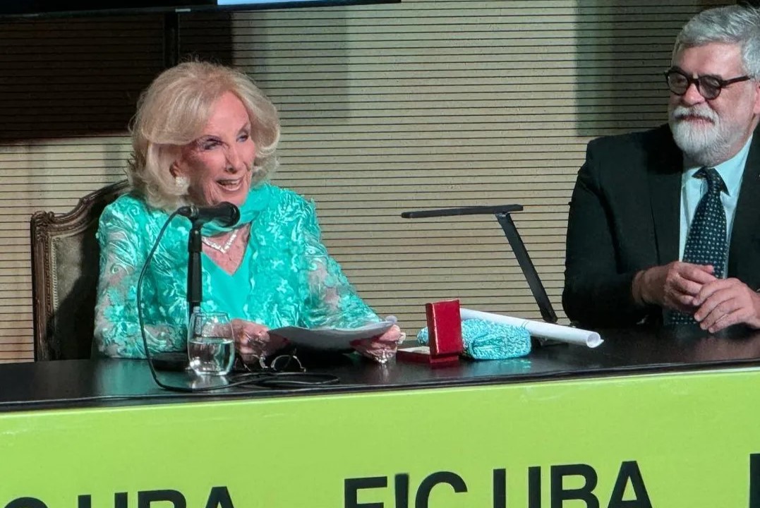 Mirtha Legrand pronunció unas palabras durante su homenaje en la UBA.